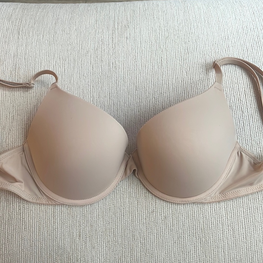 VS PINK WEAR EVERYWHERE PUSH-UP